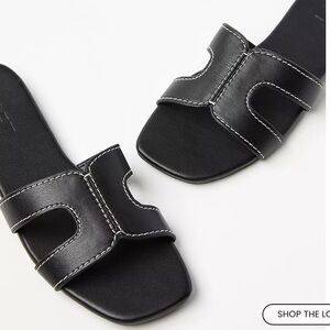 LOFT Everyday slides